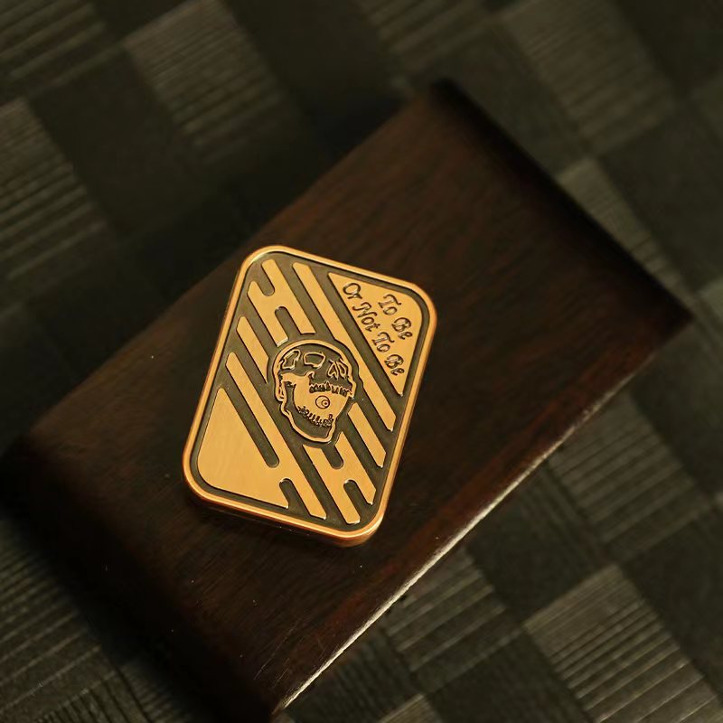 Poker J Metall Schädel Magnet  – Fidget Spinner Bearing Bewertung und Preis